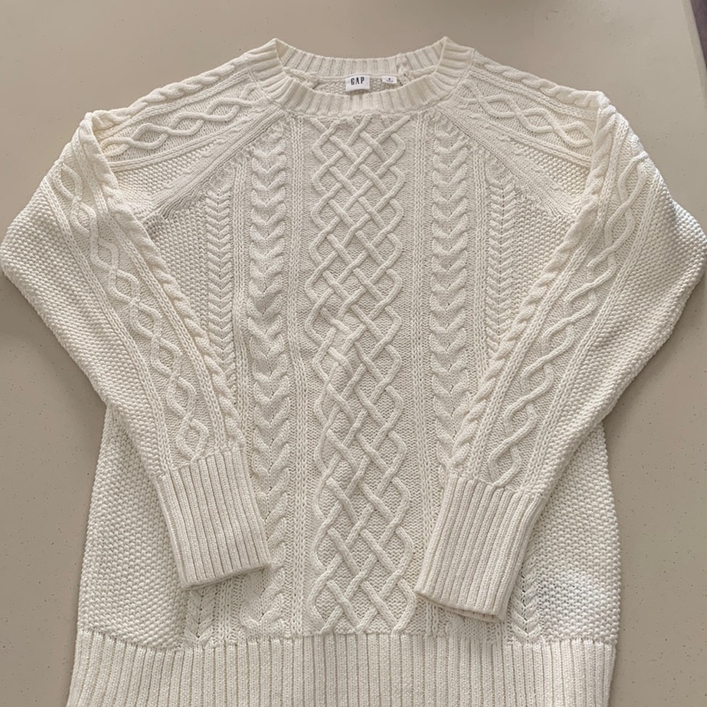 Gap knit sweater